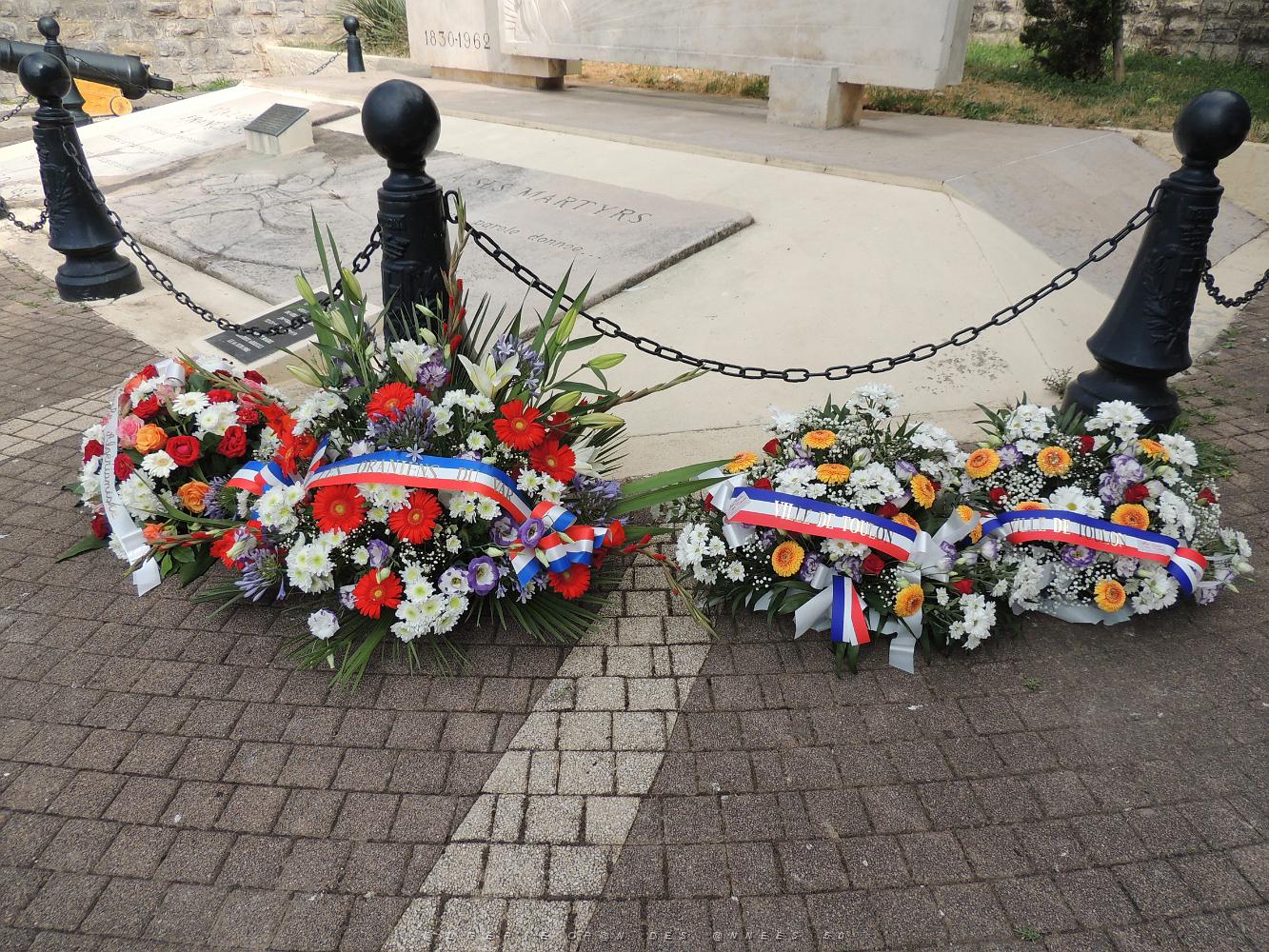 2018 07 05 A TOULON HOMMAGE AU MASSACRE DU 5 07 1962 A ORAN PAR MARCEL MORVAN (14).JPG -           